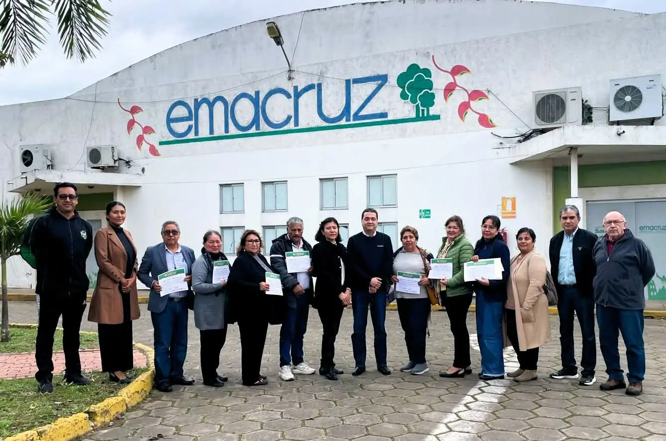 Unidad Educativa Roca y Coronado I lidera la campaña con una tonelada de residuos reciclables Unidad Educativa Roca y Coronado I lidera la campaña con una tonelada de residuos reciclables