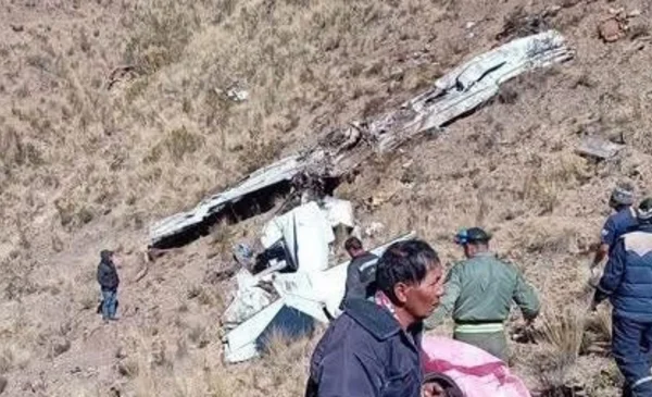Seis fallecidos en accidente aéreo en Sayari, entre ellos madre e hija del capitán Luis Lobatón