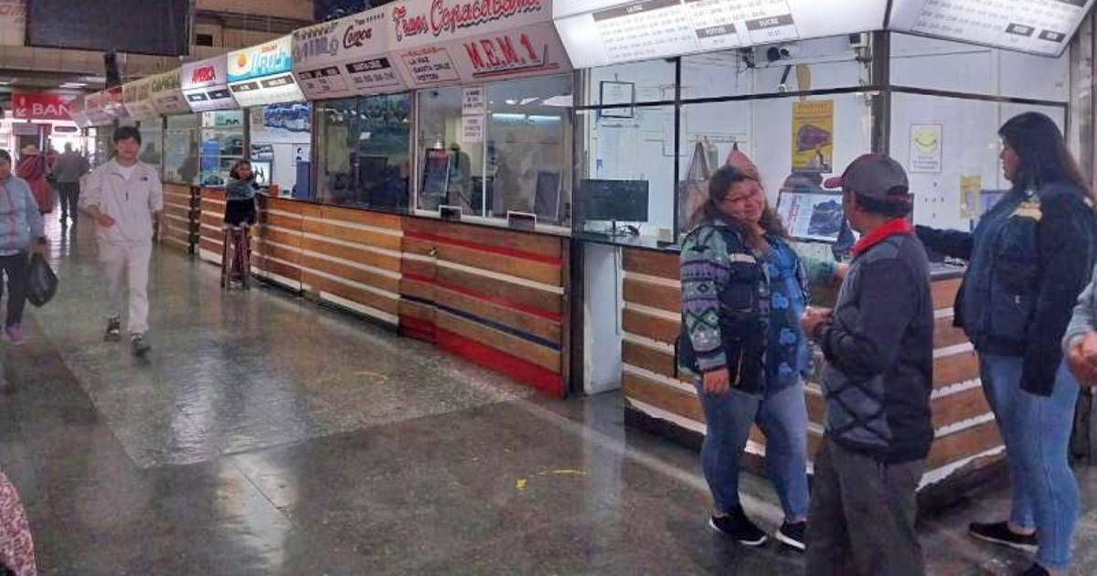 Terminal de Buses de Cochabamba reabre tras más de 50 días de bloqueo y trabajadores retoman actividades Terminal de Buses de Cochabamba reabre tras más de 50 días de bloqueo y trabajadores retoman actividades