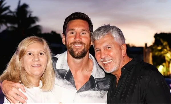 Buenas noticias para Messi: su padre fue dado de alta en medio del éxito argentino en la Copa del Mundo Buenas noticias para Messi: su padre fue dado de alta en medio del éxito argentino en la Copa del Mundo