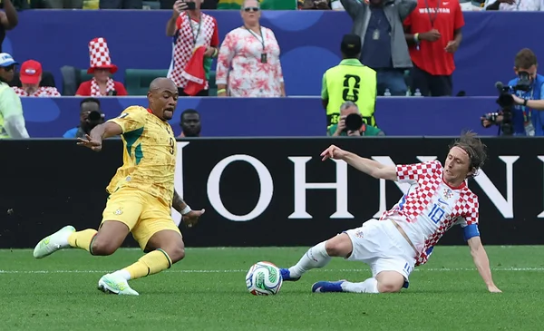Croacia vence 2-1 a Ghana y mantiene viva la ilusión en el Grupo L del Mundial