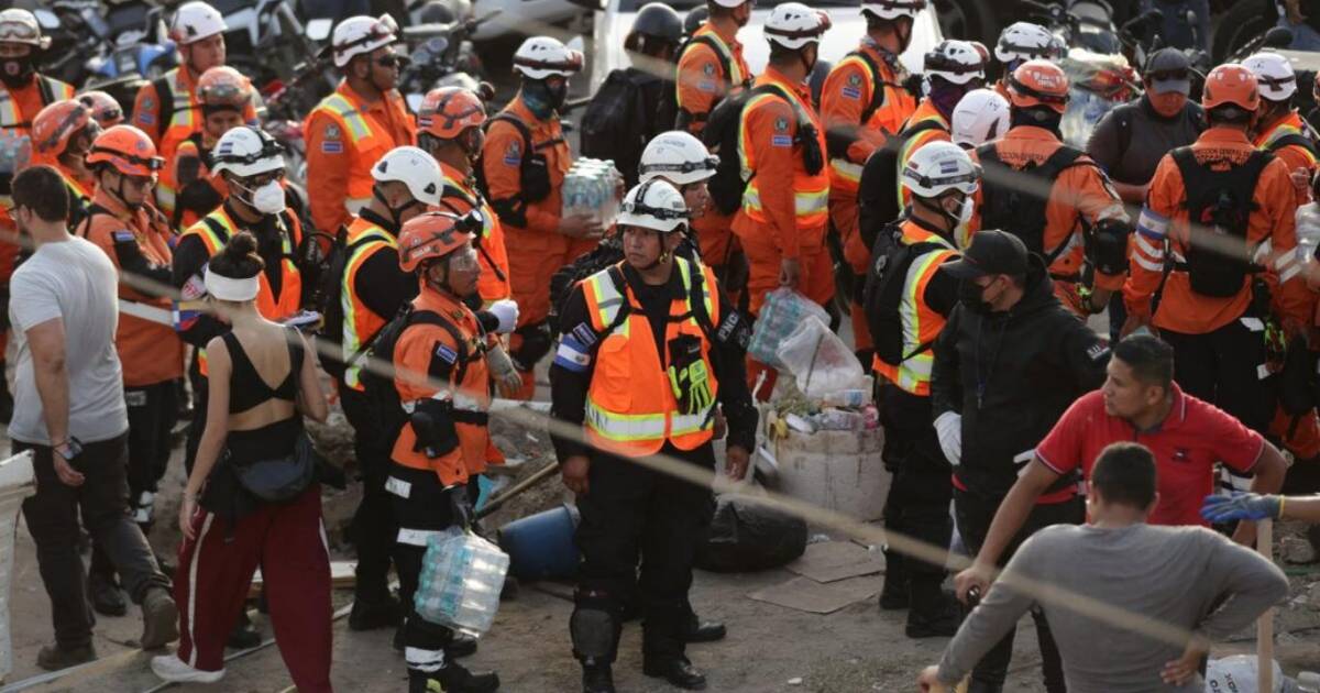600 rescatistas internacionales tras terremotos de magnitud 7,2 y 7,5