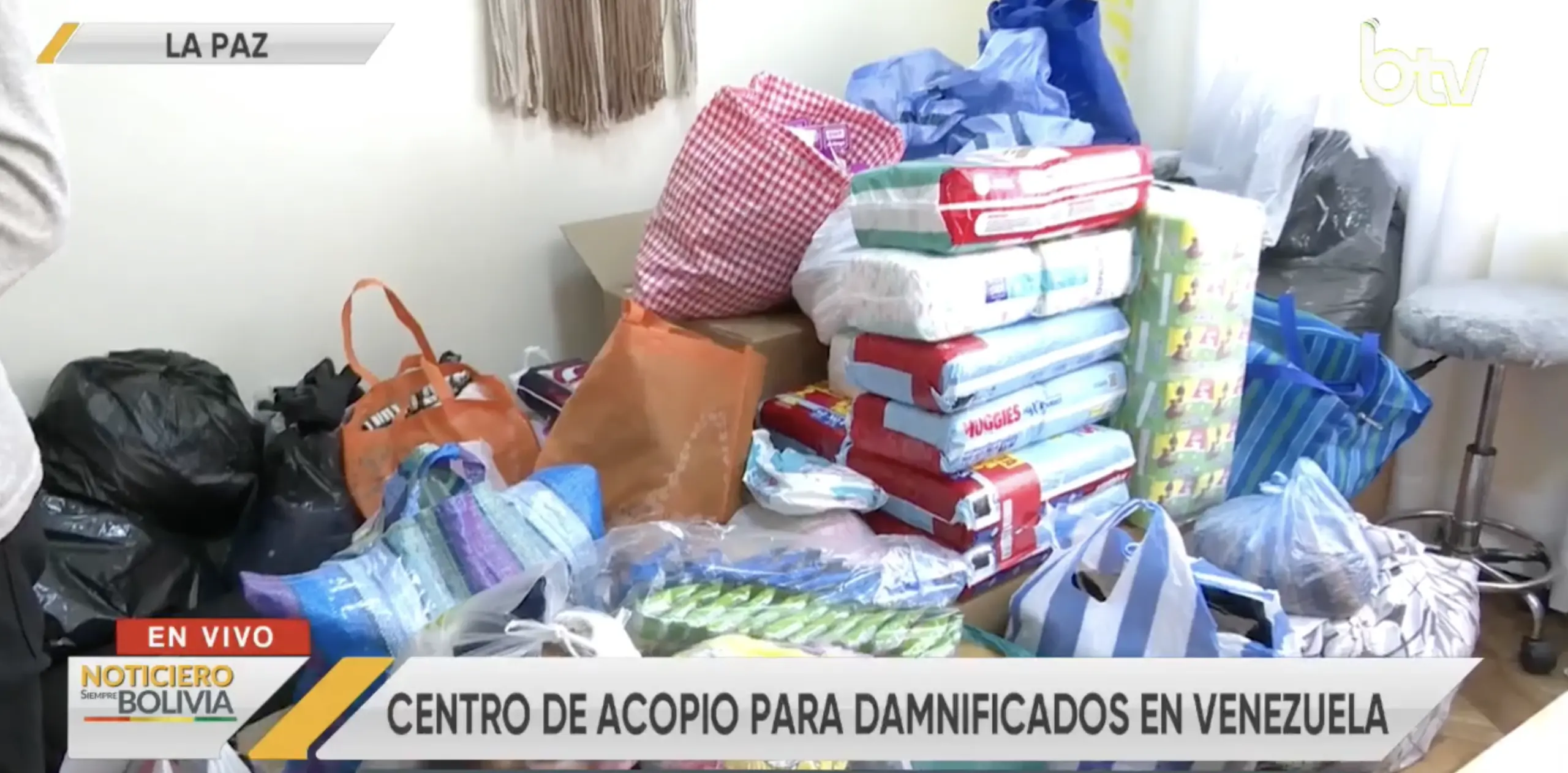 Comunidad venezolana en Bolivia lanza campaña de ayuda humanitaria para víctimas de terremotos en Venezuela