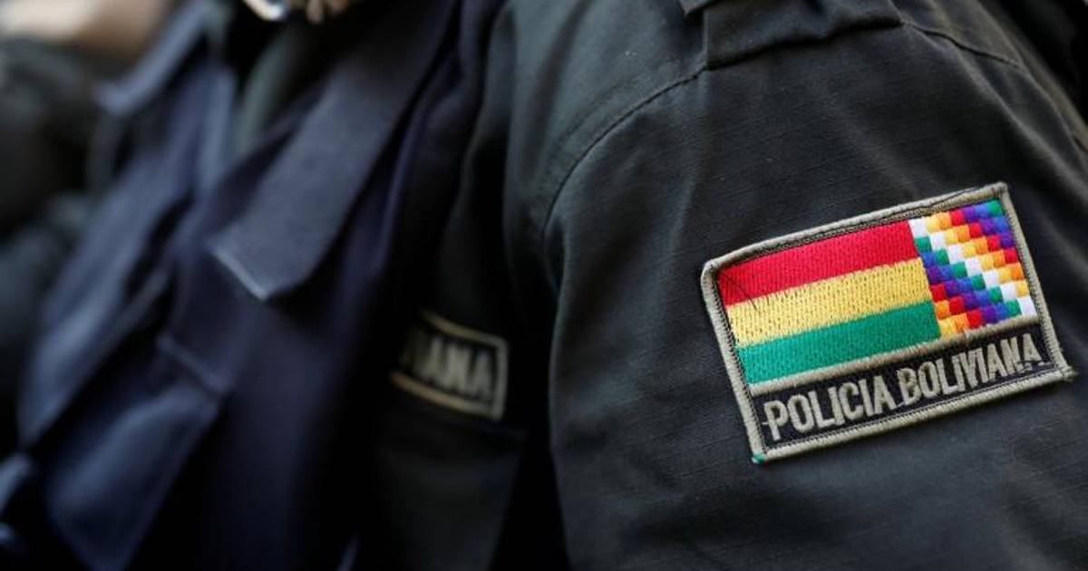 Adolescente de 17 años muere tras ser hallado con golpes y arañaduras en lote baldío de Satélite Norte