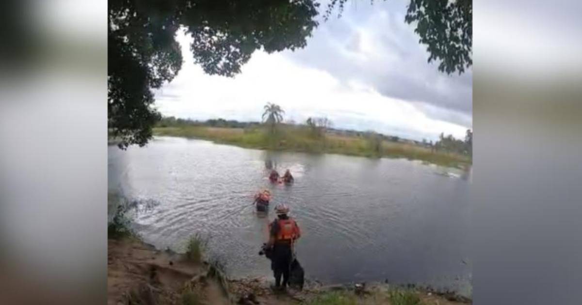 Encuentran sin vida a un adulto mayor en laguna de propiedad privada en zona sur de Santa Cruz