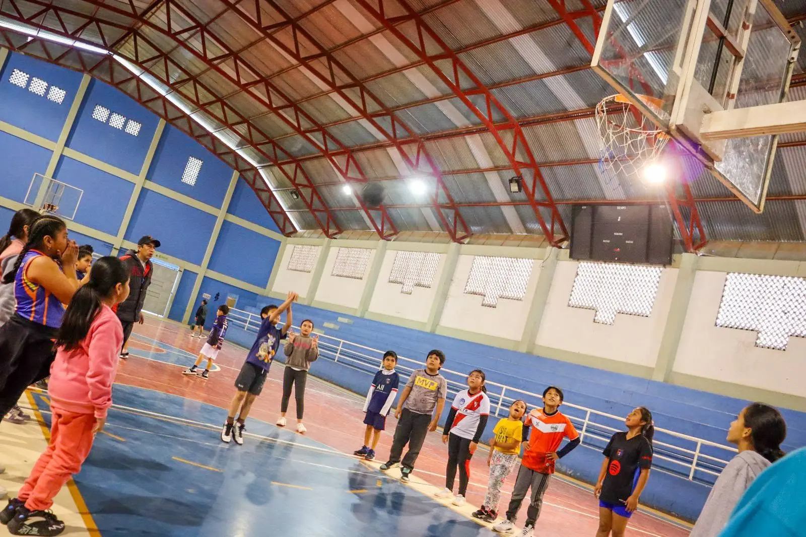 Paz impulsa 220 infraestructuras deportivas en nueve departamentos Paz impulsa 220 infraestructuras deportivas en nueve departamentos